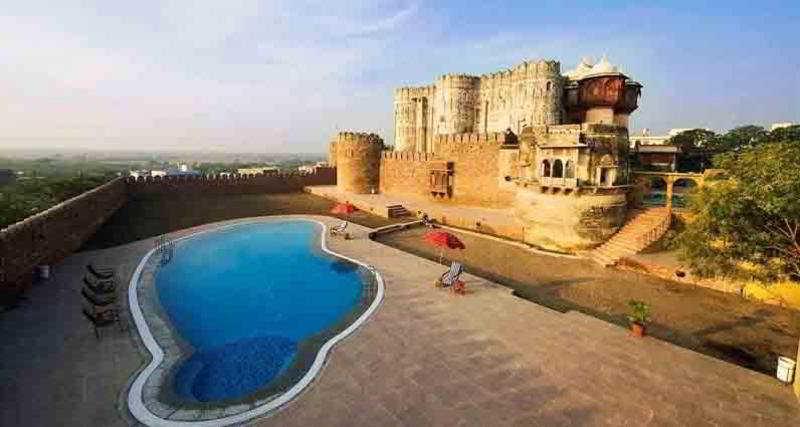 Atulya Fort Khejarla Eksteriør billede