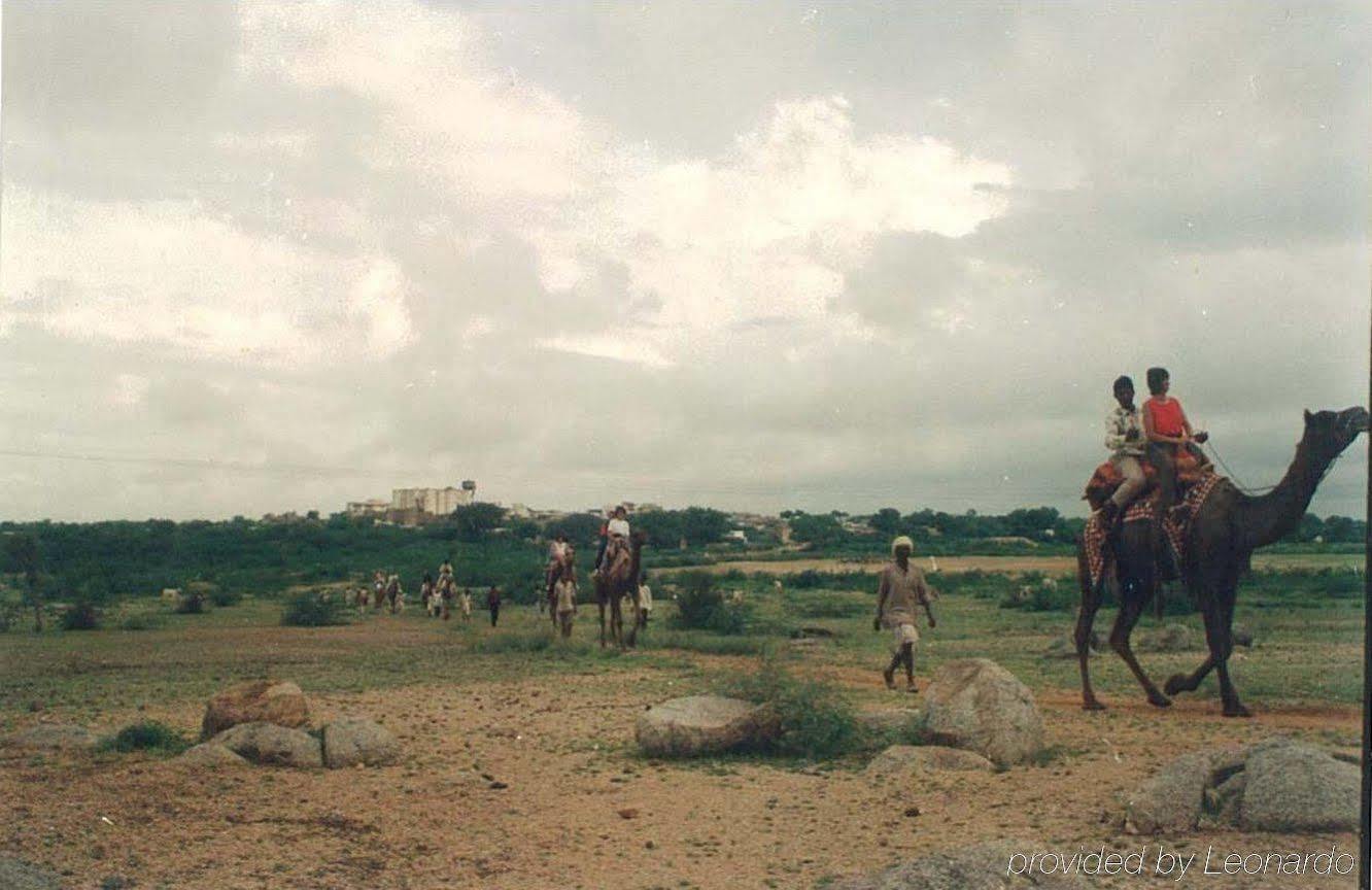 Atulya Fort Khejarla Eksteriør billede