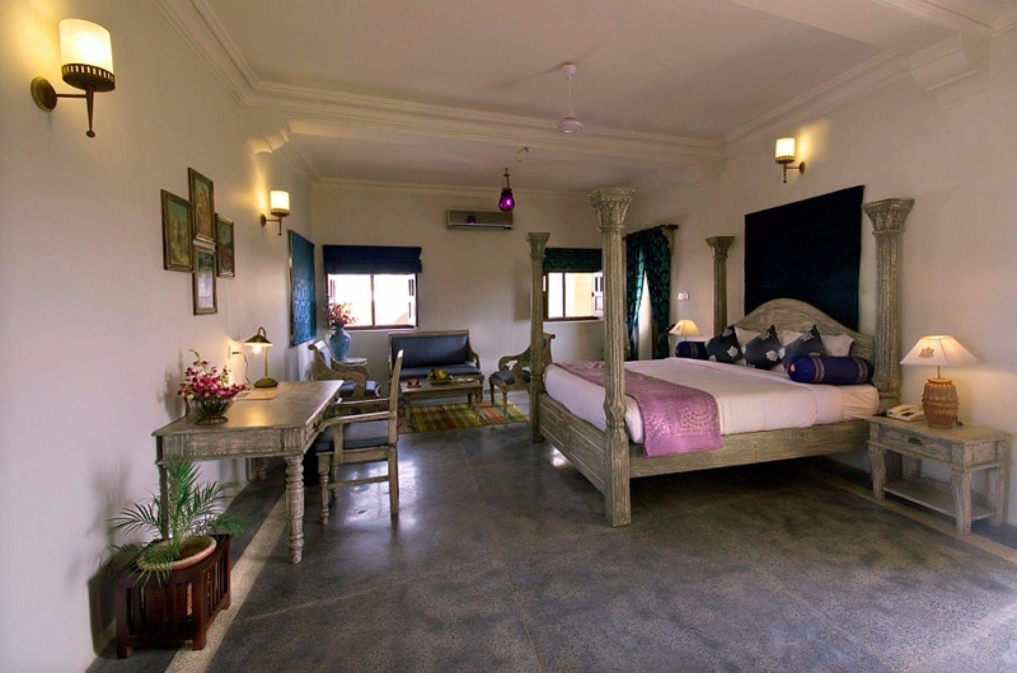 Atulya Fort Khejarla Eksteriør billede